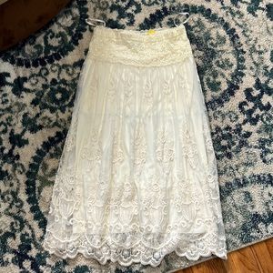 Simon Chang lace skirt